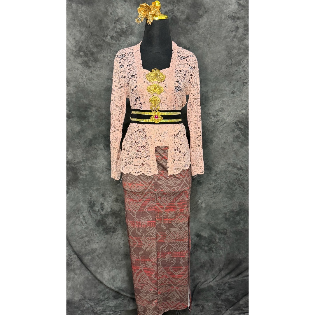 Kebaya Bali Milky Pink XL (lengan panjang) set